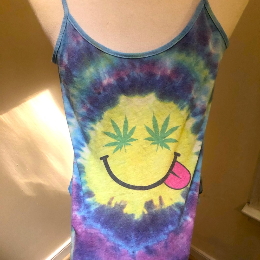 Mr Nice Guy Wildfox Tank 💕🍄🌻😎